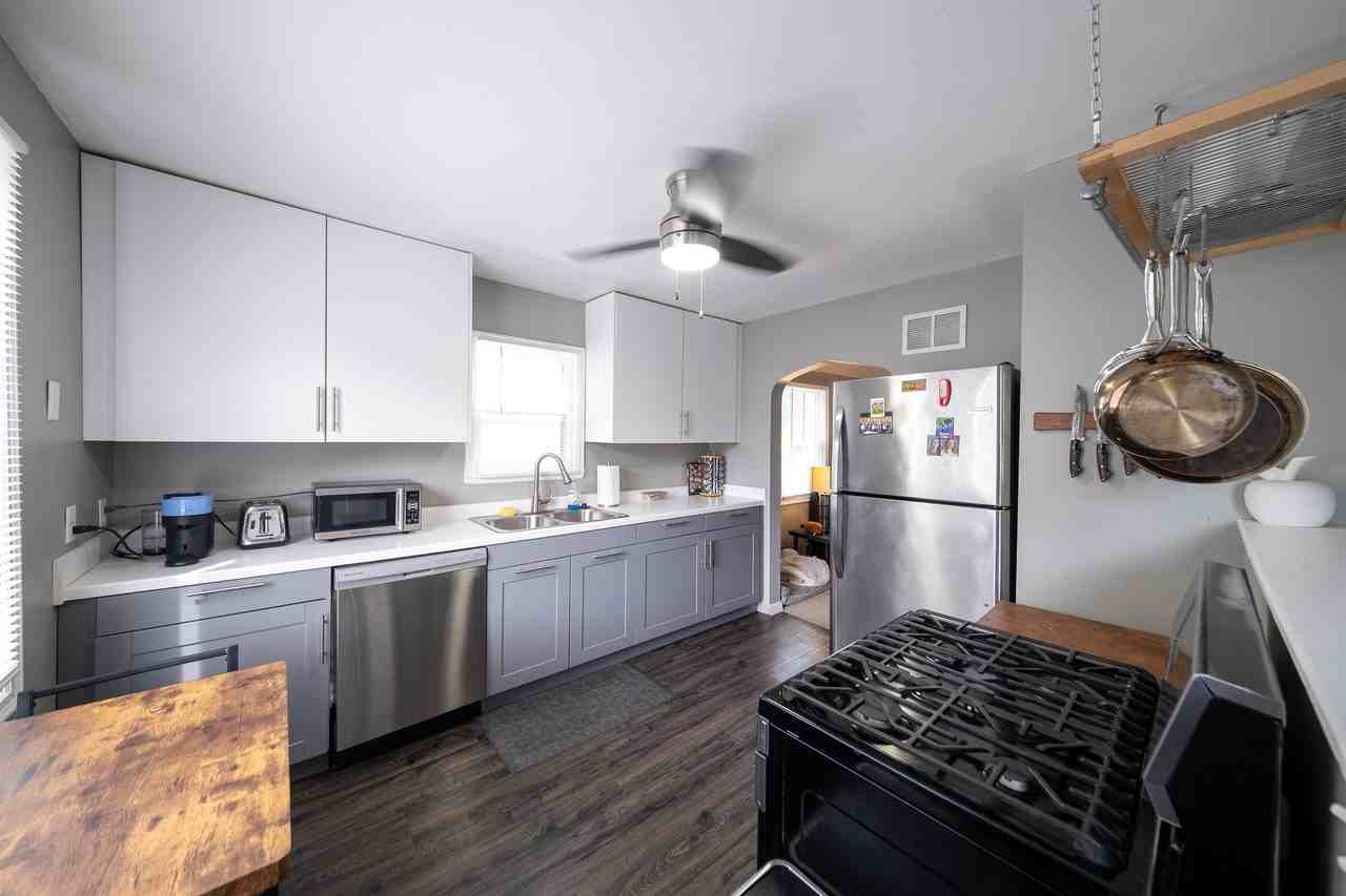 5006 6th St Ne #1 - Photo 7 of 24
