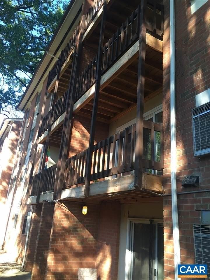 1215 Wertland St #C14 - Photo 7 of 8