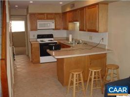 featured image of 2100 Jefferson Park Ave #5
