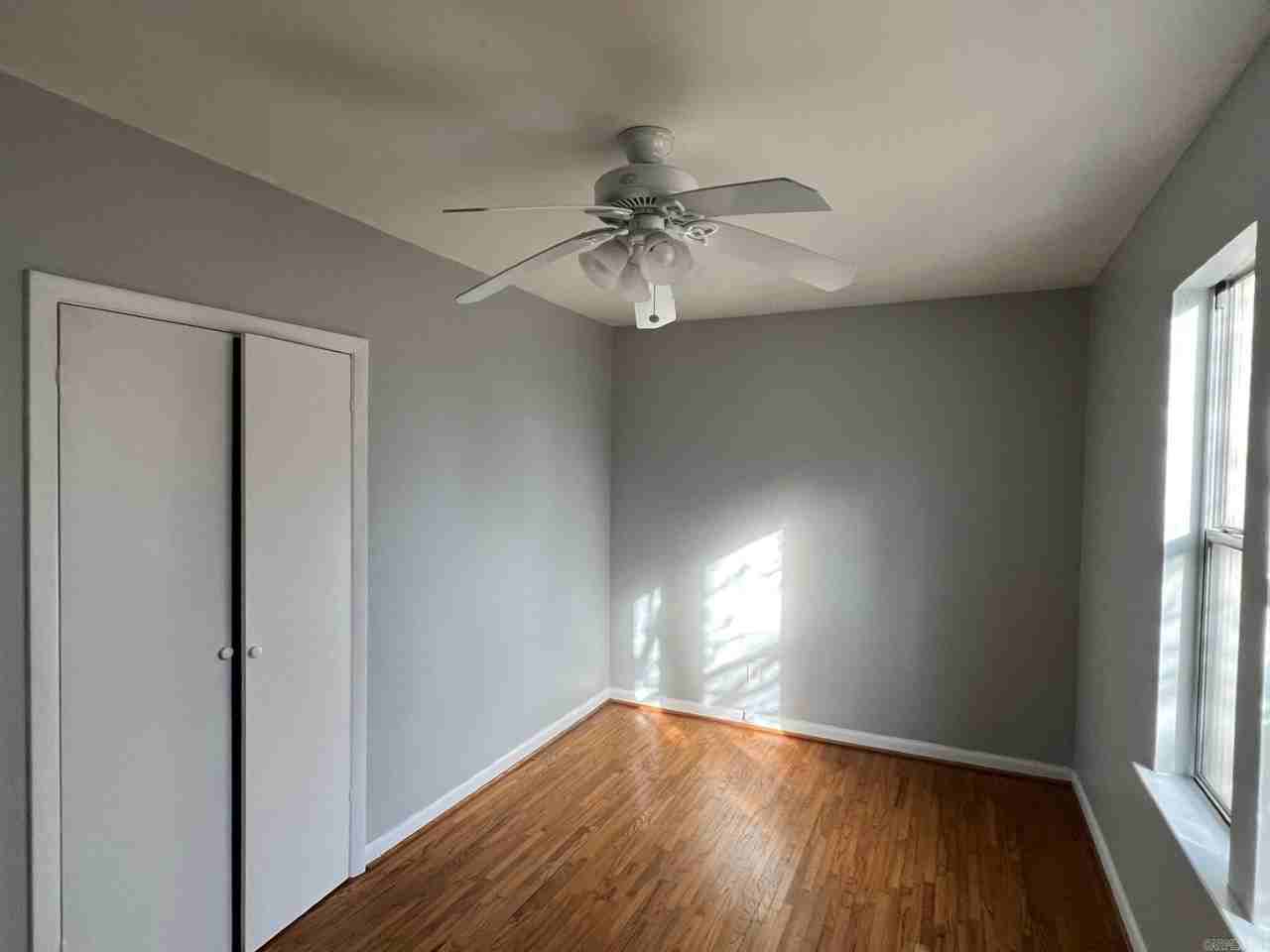 7219 Illinois St - Photo 2 of 6