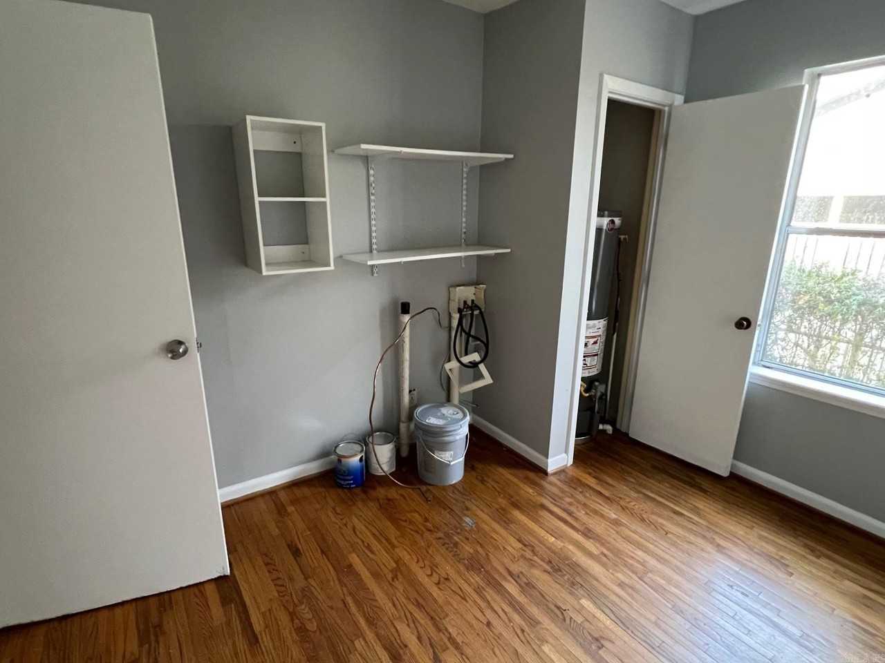 7219 Illinois St - Photo 3 of 6