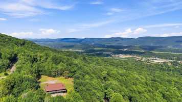 featured image of 2000A Fredonia Rd