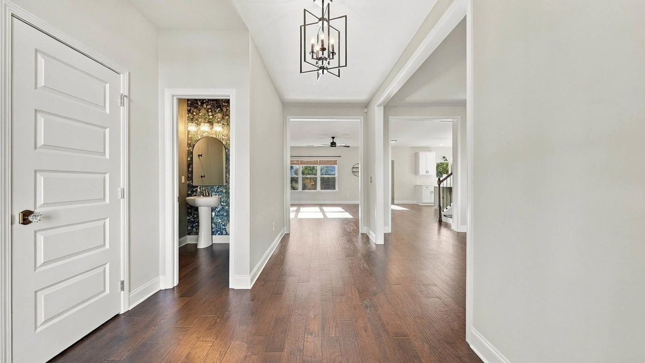 1648 Buttonwood Loop - Photo 4 of 45