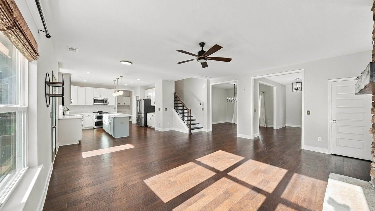 1648 Buttonwood Loop - Photo 7 of 45
