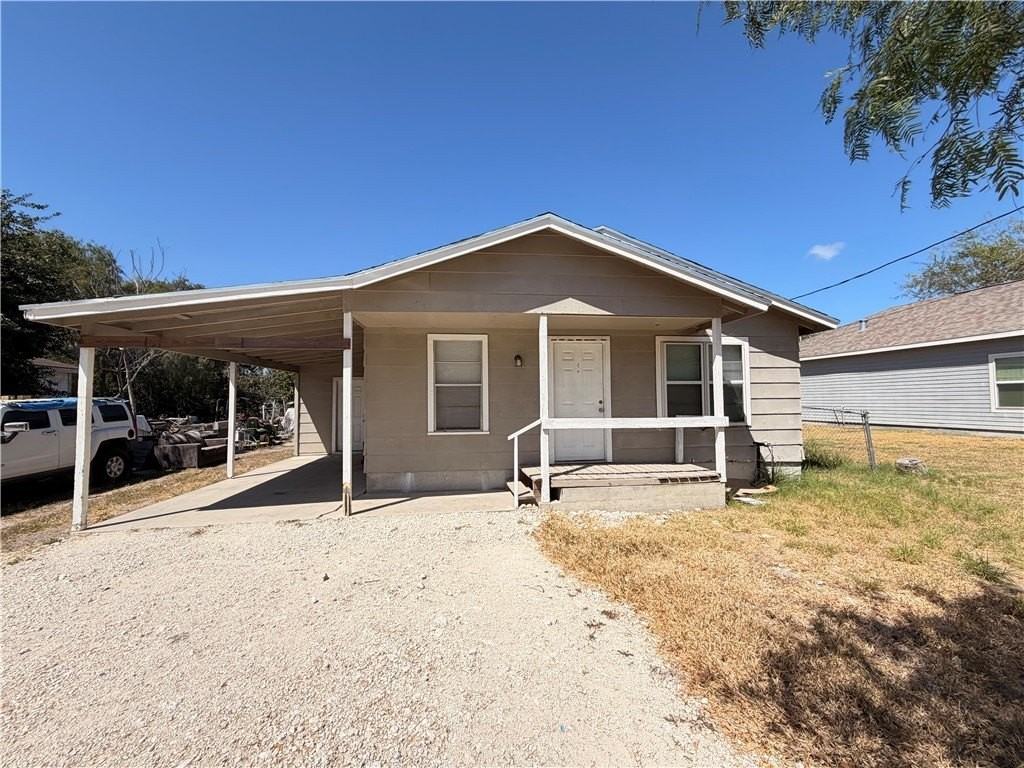 513 Alamo St - Photo 2 of 34