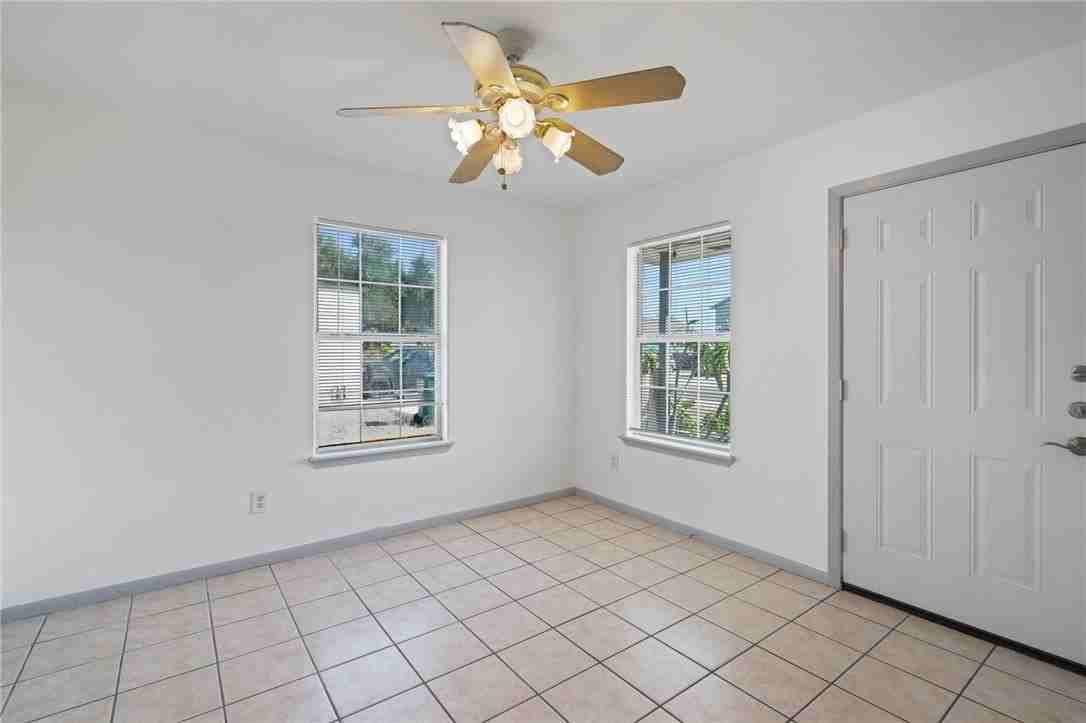 310 Easy St #A - Photo 3 of 15