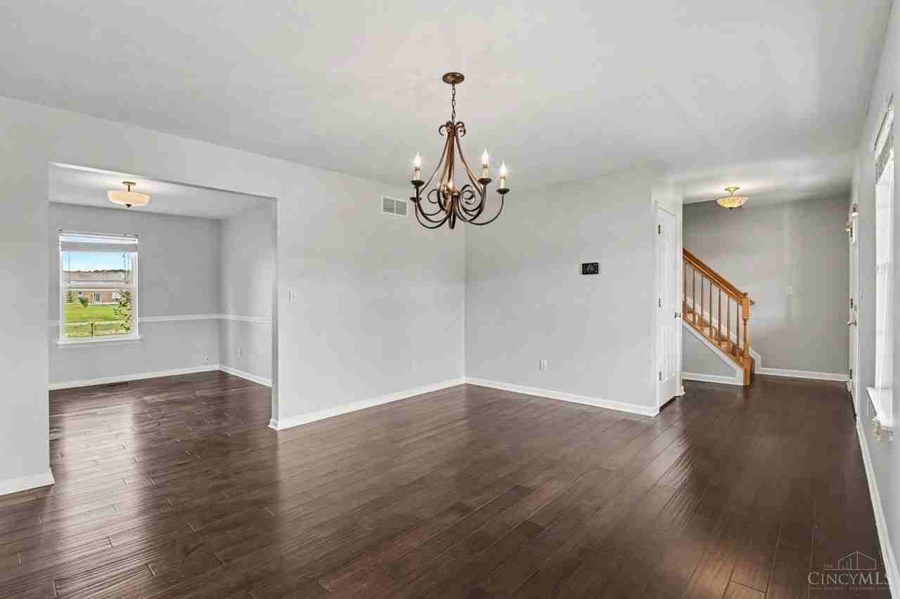 4422 Lighthouse Ln - Photo 6 of 24