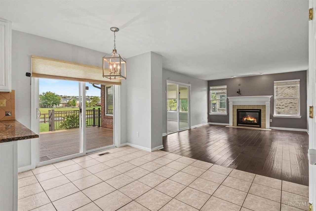 4422 Lighthouse Ln - Photo 7 of 24