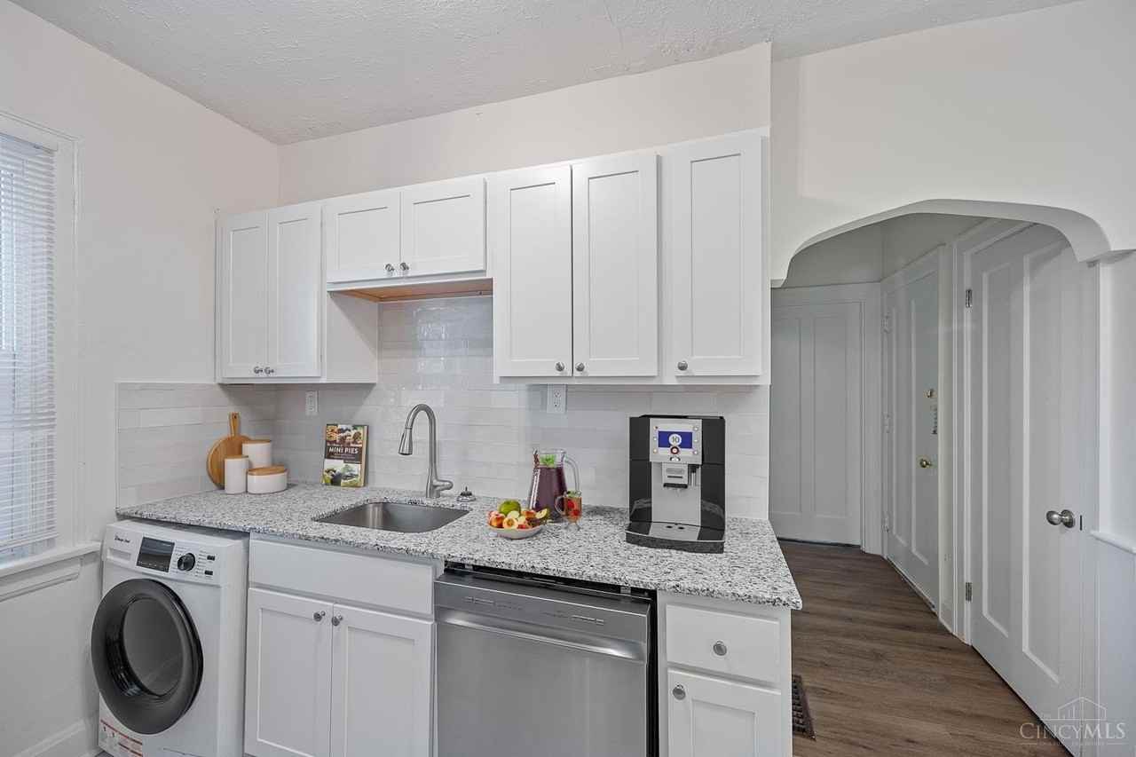 6423 Kennedy Ave #1 - Photo 4 of 9