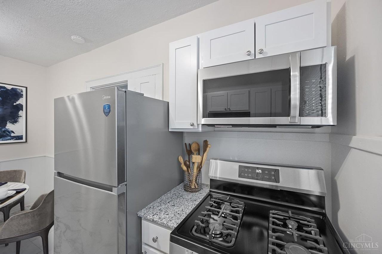 6423 Kennedy Ave #1 - Photo 5 of 9