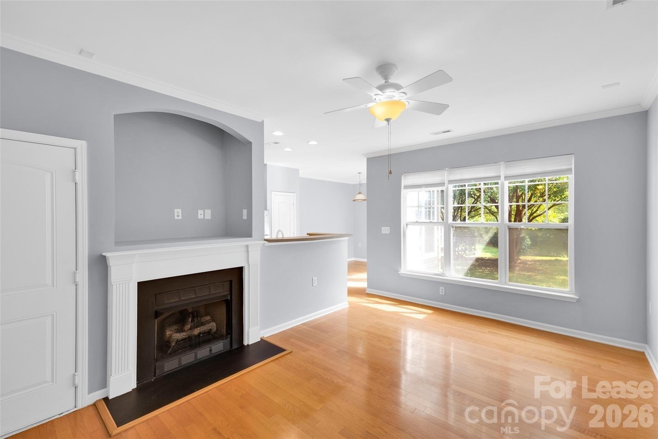 15407 Saint Christopher Ct - Photo 5 of 17