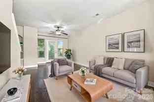 732 Seigle Point Dr - Photo 1 of 1