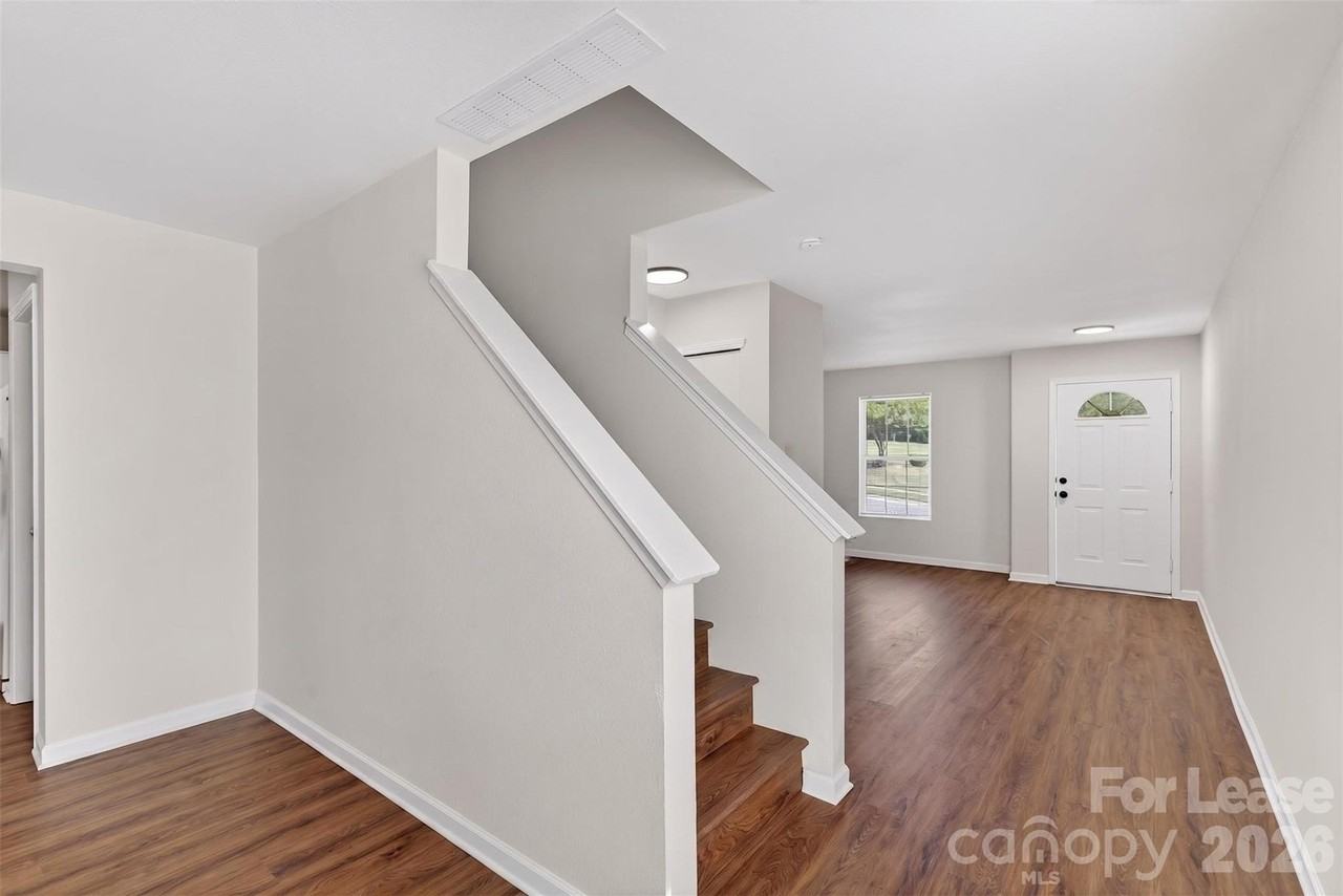 458 Settlers Ridge Dr - Photo 5 of 26