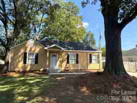 817 Everett Pl - Photo 1 of 1