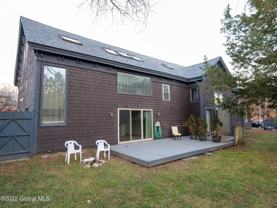 99 Woodlawn Ave #E - Photo 1 of 1