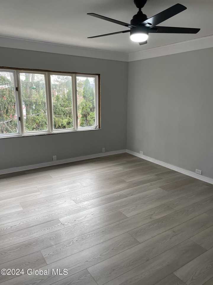 75 Union St #2 - Photo 4 of 16