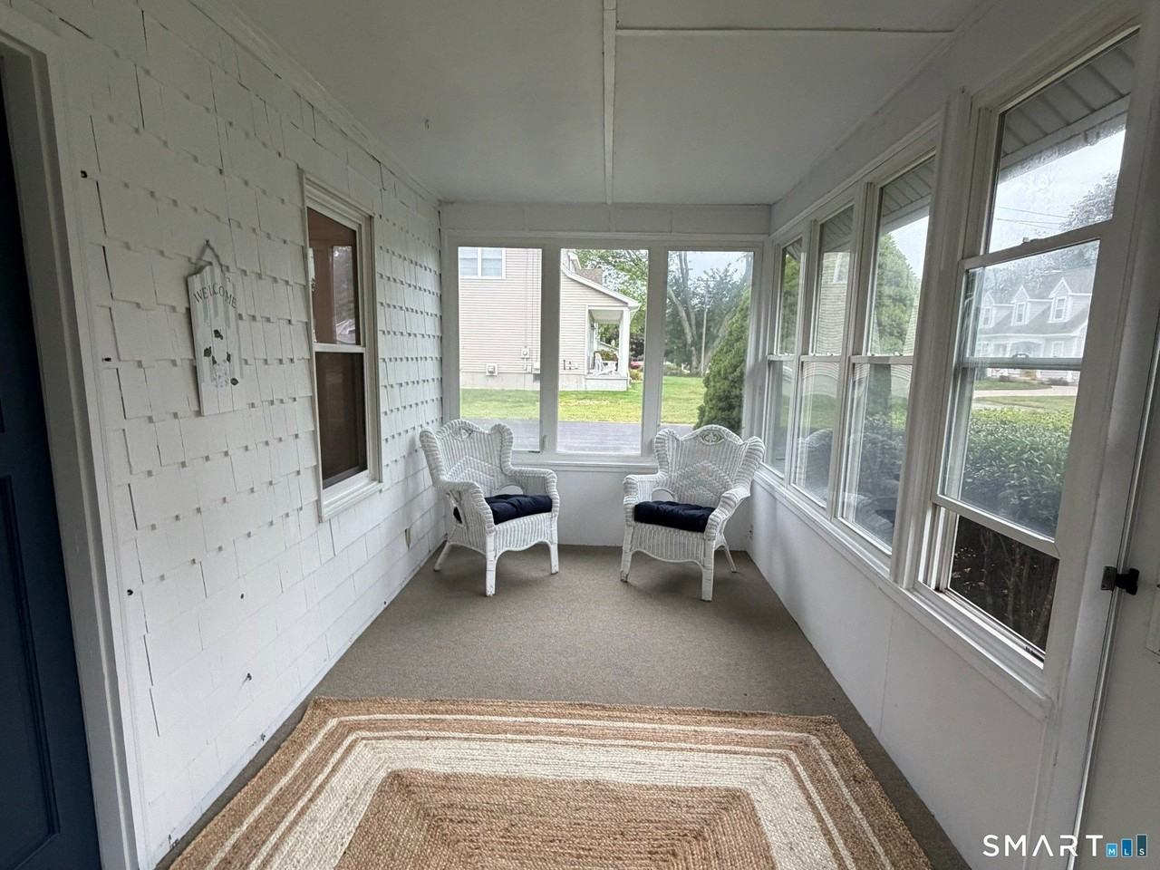 44 Sea View Ave - Photo 4 of 23