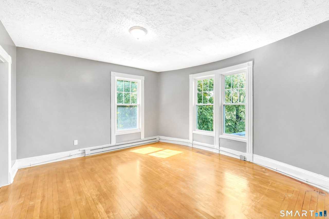 484 Waterville St #2 - Photo 4 of 6