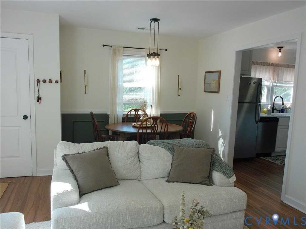 3284 Chickahominy Rd - Photo 7 of 26