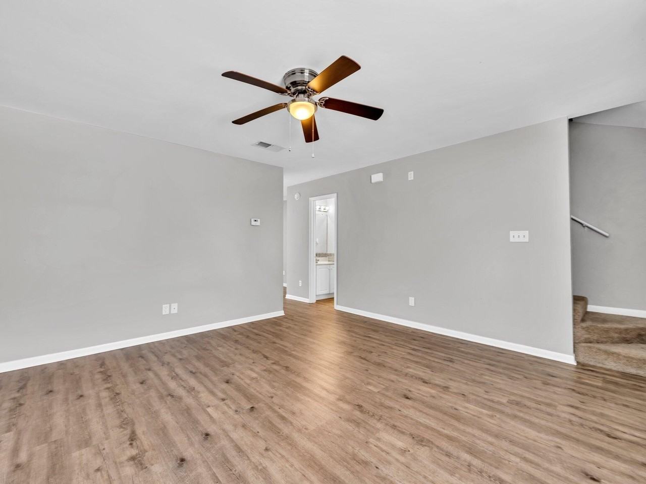 413 Hickory Ave - Photo 7 of 27