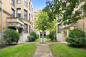 featured image of 6214 S Dorchester Ave #4