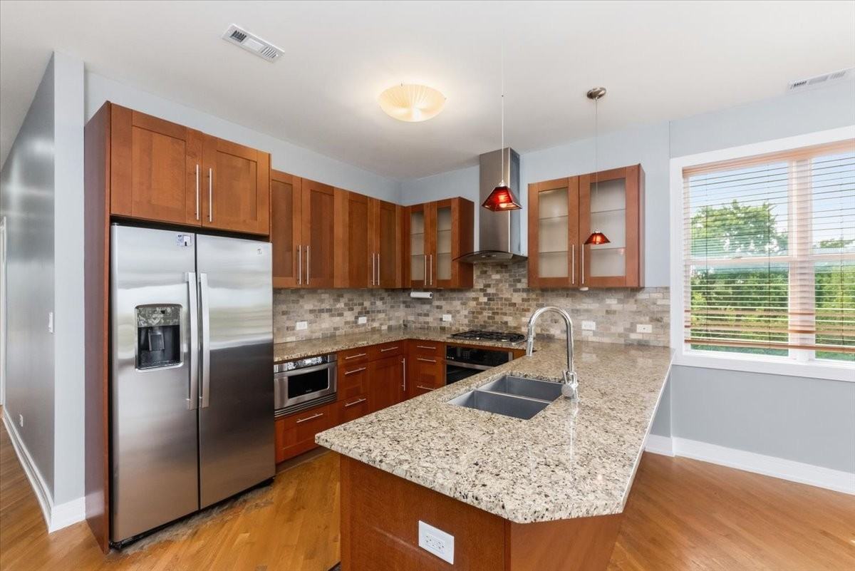 6531 S Kimbark Ave #4S - Photo 2 of 16