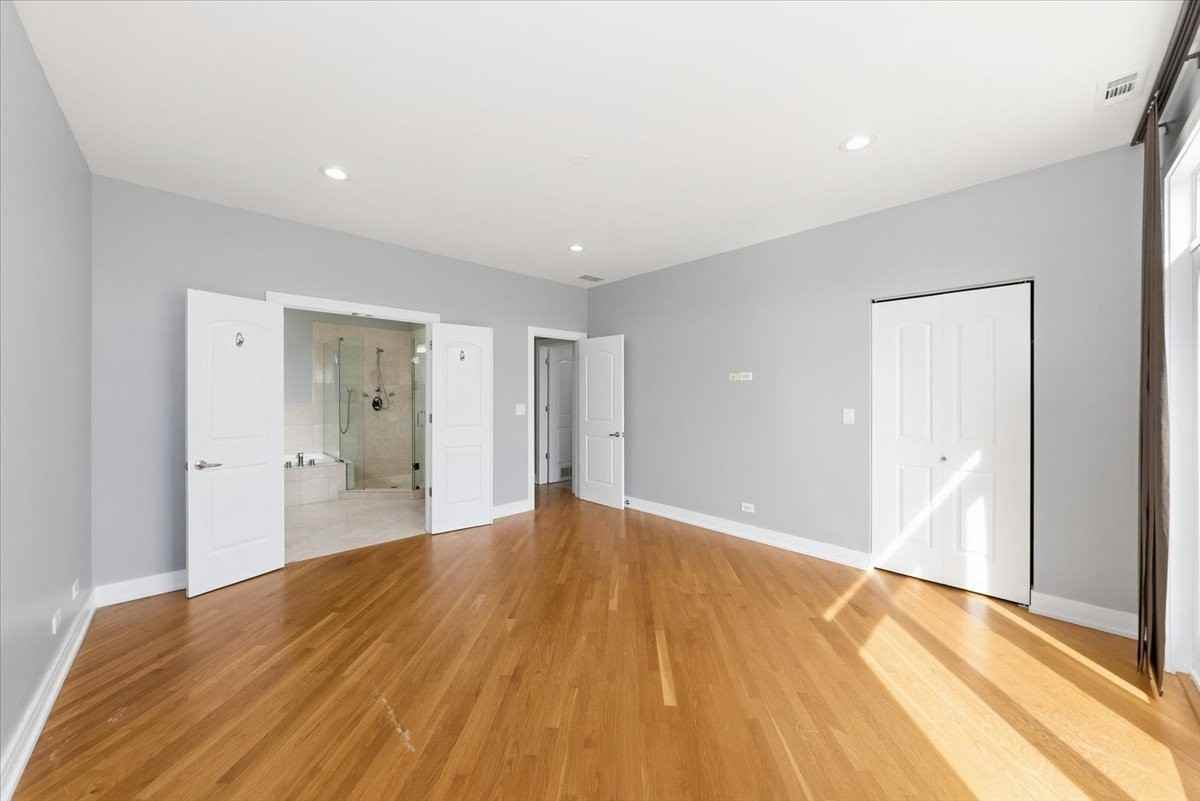 6531 S Kimbark Ave #4S - Photo 6 of 16