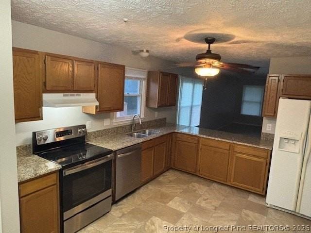 7171 Mazarron Dr - Photo 3 of 11