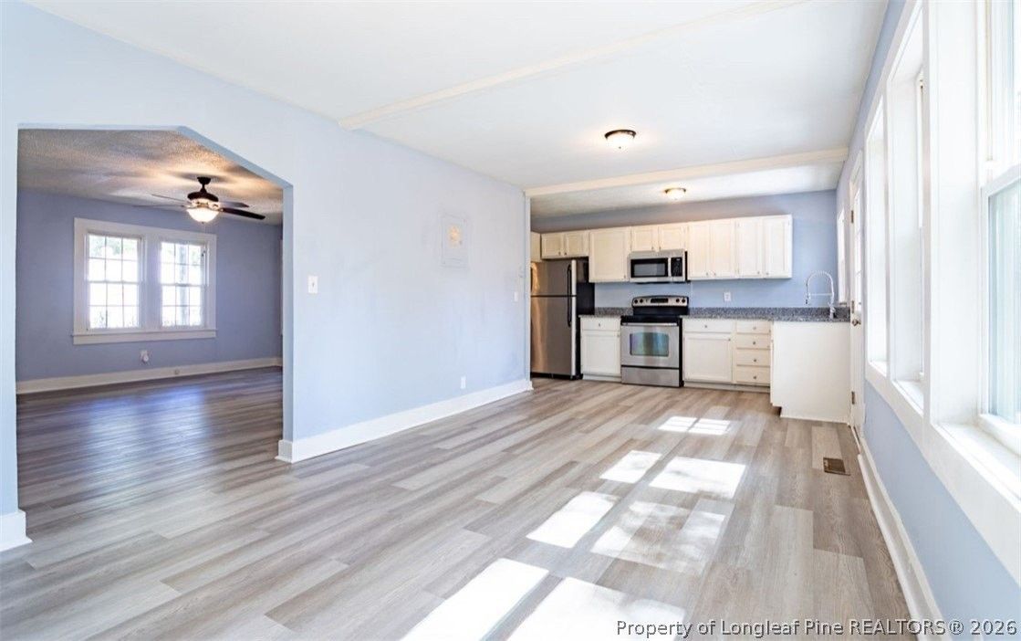 214 Circle Ct - Photo 6 of 16
