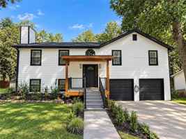 featured image of 242 Muddy River Rd