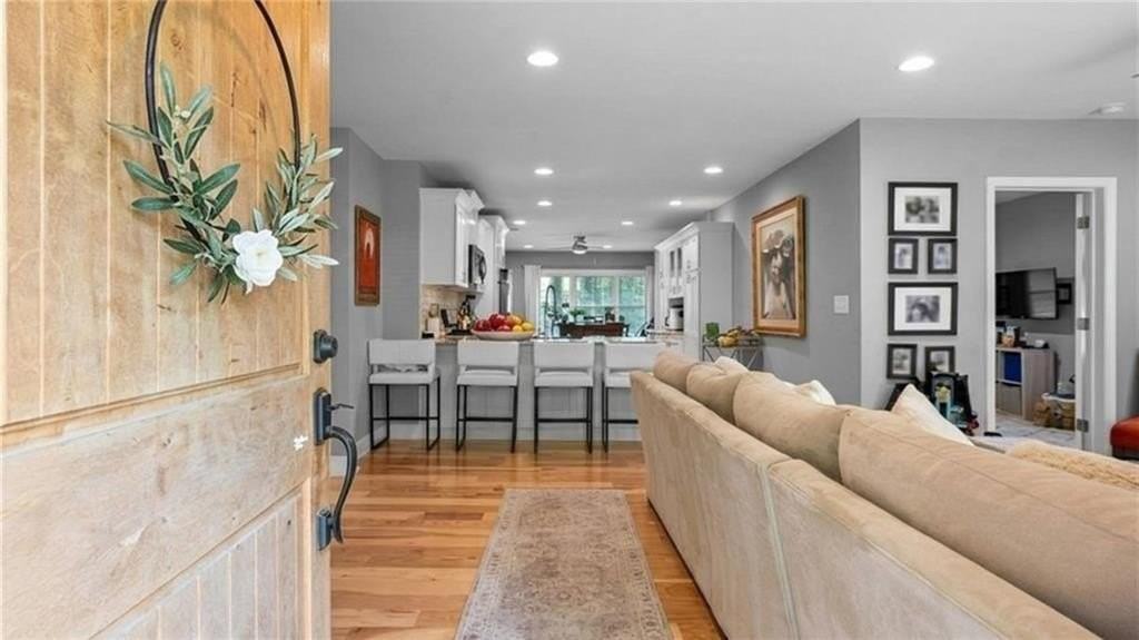 1152 Eastridge Rd Sw - Photo 2 of 30