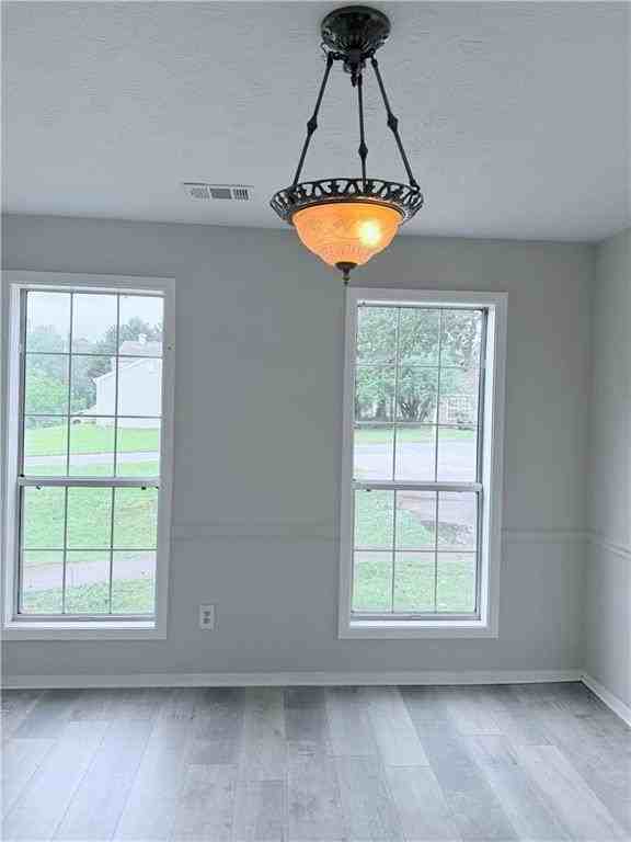2535 Selman Dr - Photo 2 of 26