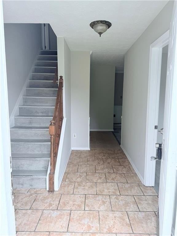 2535 Selman Dr - Photo 4 of 26