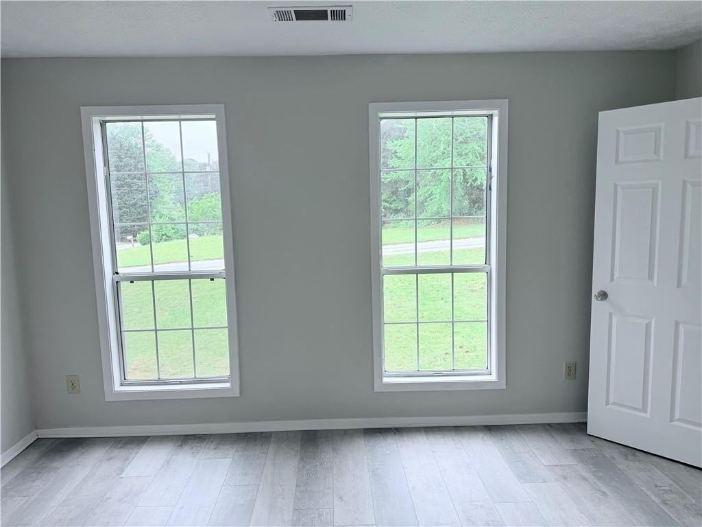 2535 Selman Dr - Photo 5 of 26