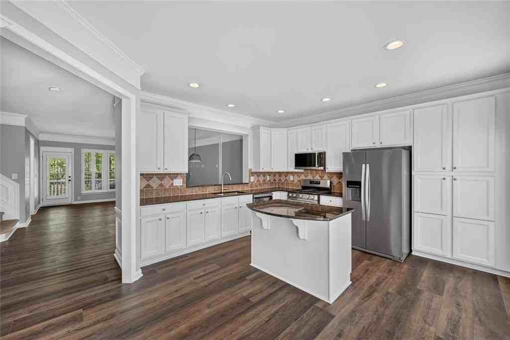 3423 Triview Sq - Photo 7 of 44