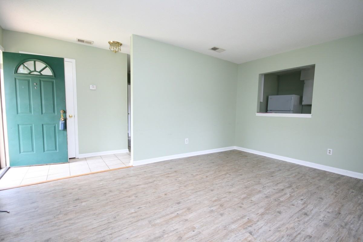 115A Westscott Dr #1 - Photo 2 of 15