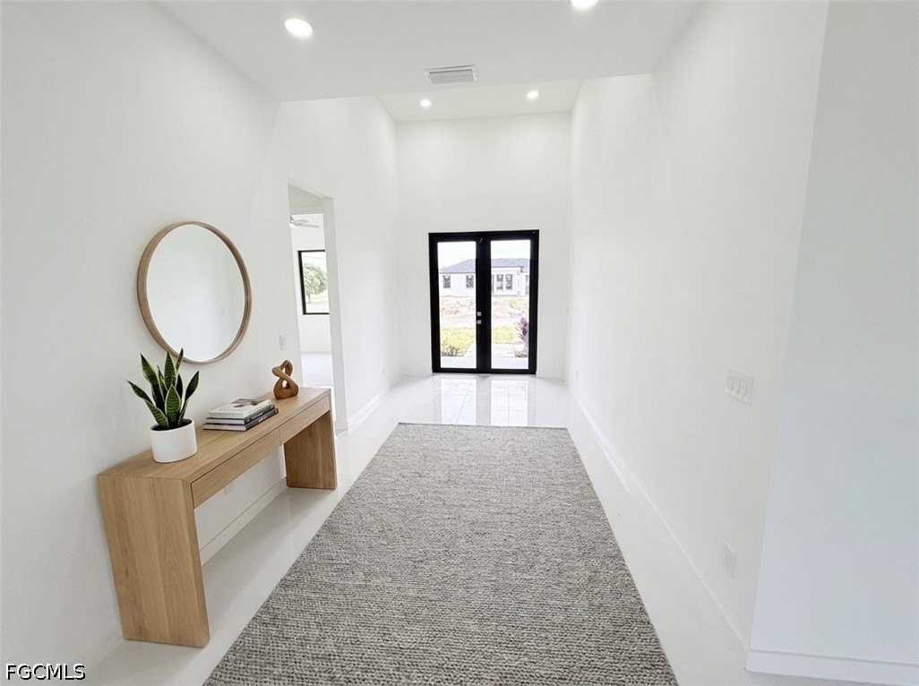 3046 Nw 41st Pl - Photo 5 of 45
