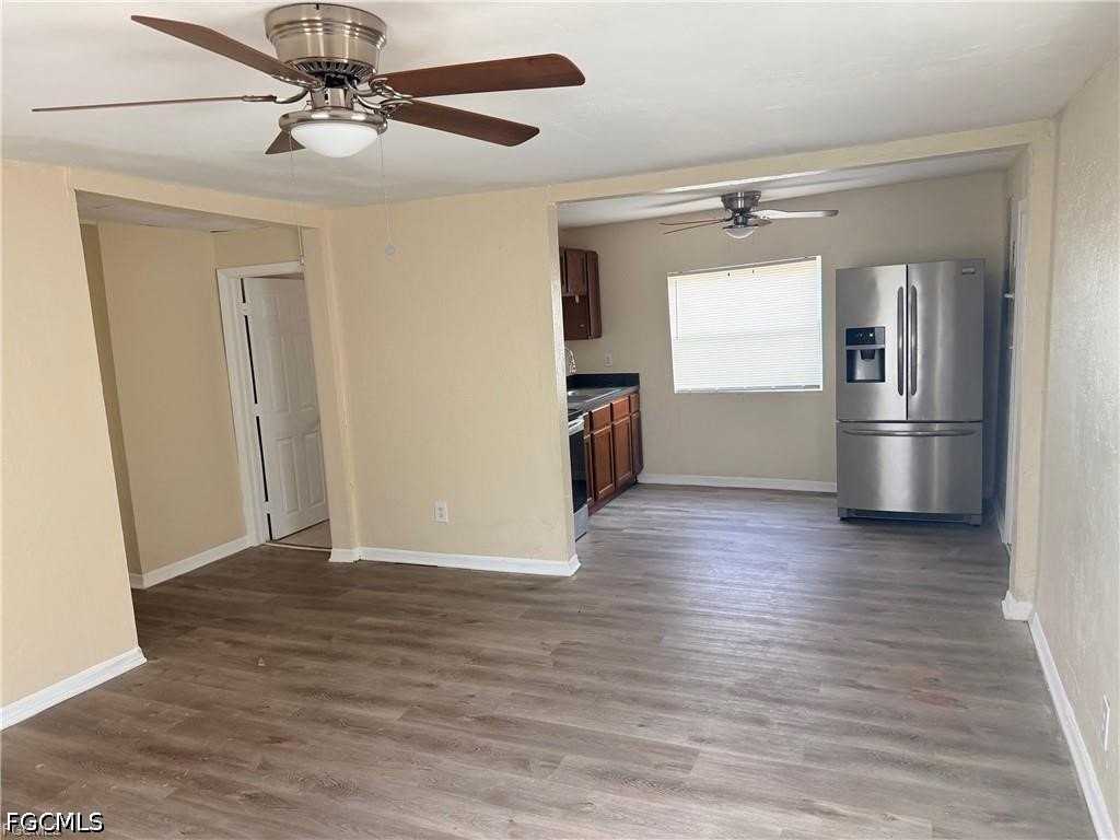 332 Stockton St - Photo 3 of 10