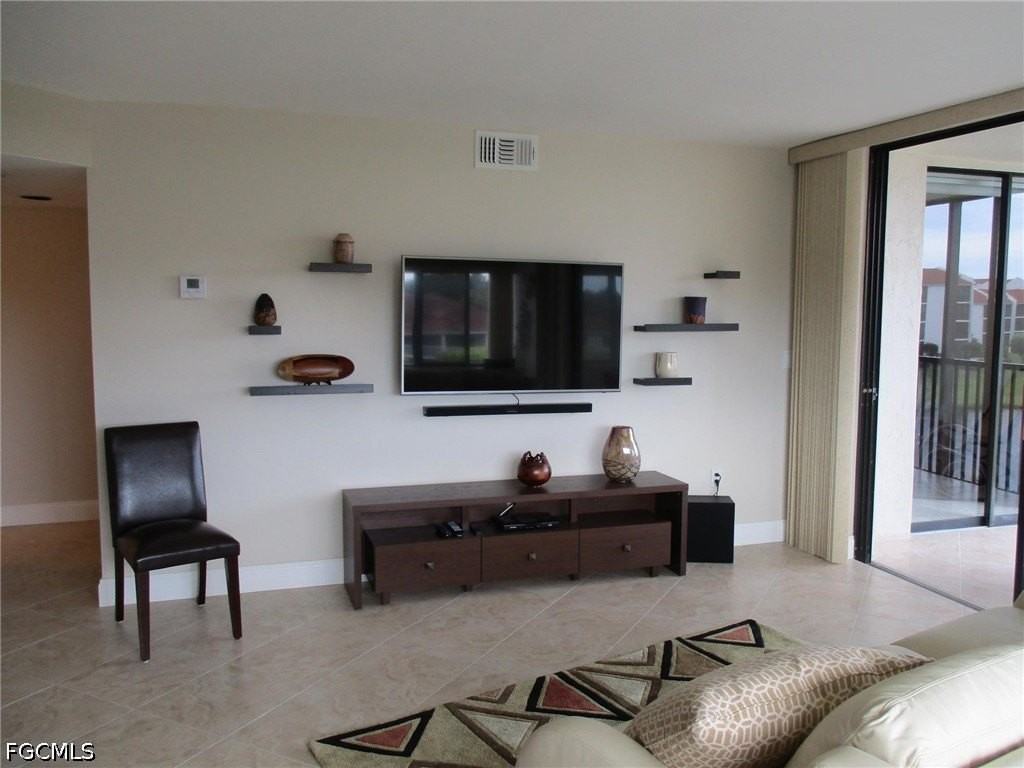 4160 Steamboat Bnd E #403 - Photo 4 of 22