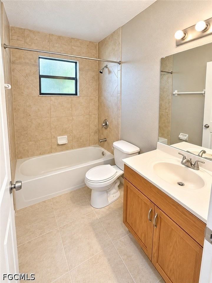 129 Se 23rd Pl - Photo 4 of 5