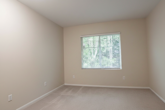 710 240th Way Southeast - Photo 6 of 16
