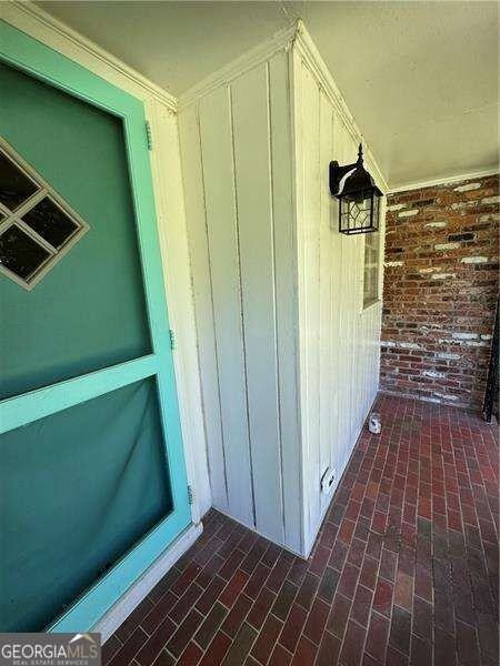 304 Colewood Way - Photo 3 of 50