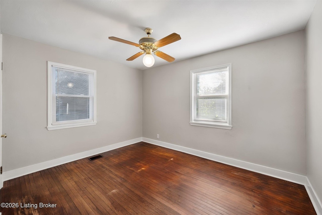 2603 Parklawn Dr - Photo 6 of 13