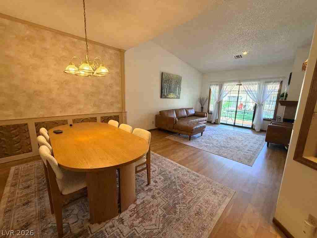 7904 Shelter Island Way - Photo 6 of 35