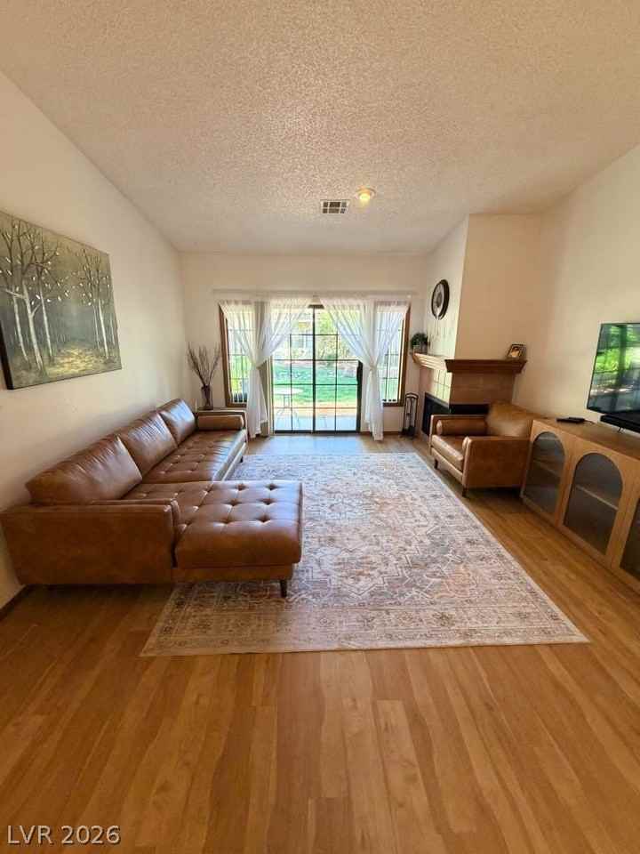 7904 Shelter Island Way - Photo 7 of 35