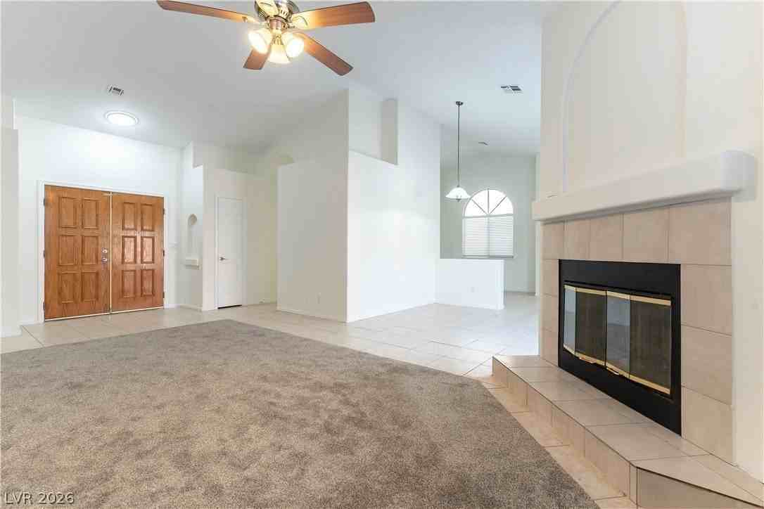 3804 Banana Ct - Photo 4 of 11