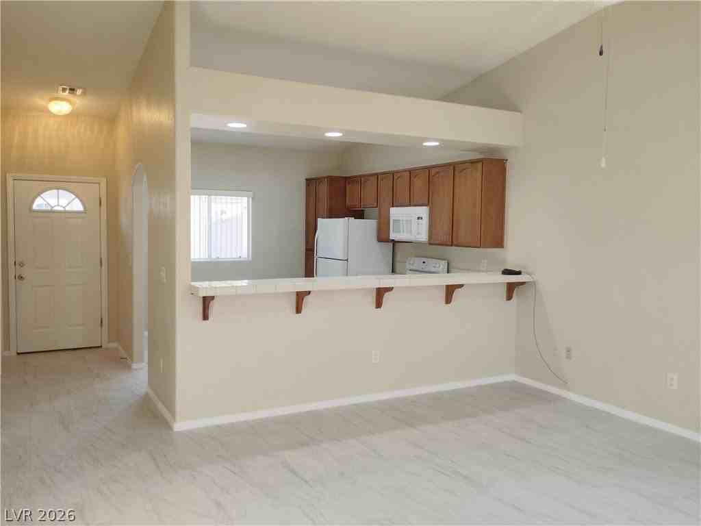 1080 Quartzite Ave #A - Photo 6 of 20
