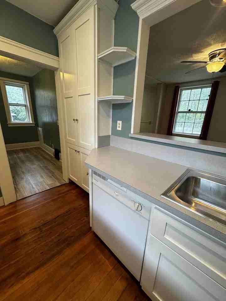 103 E Maple Ave - Photo 4 of 20