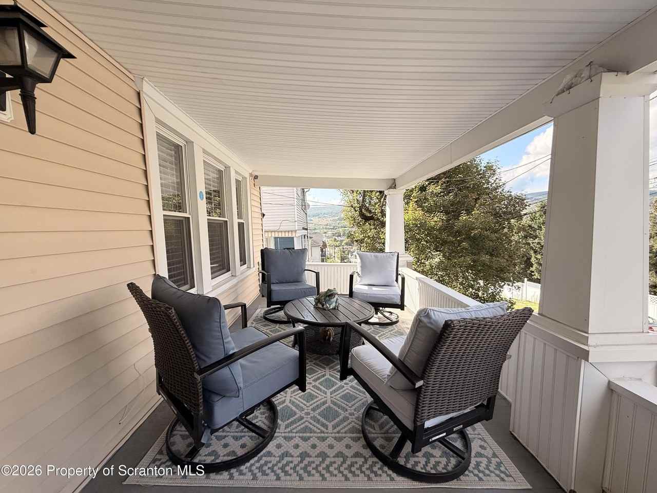 96 8th Ave - Photo 3 of 38