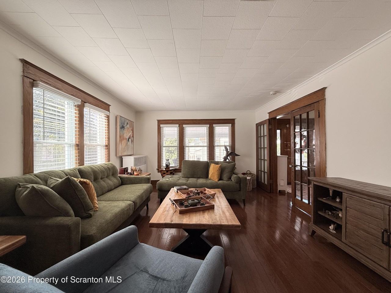 96 8th Ave - Photo 7 of 38